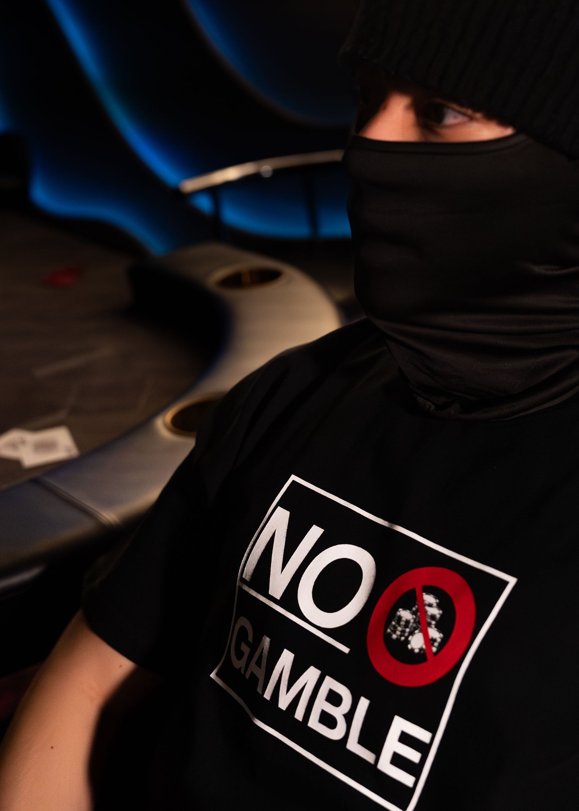 破産するキリストT(black)