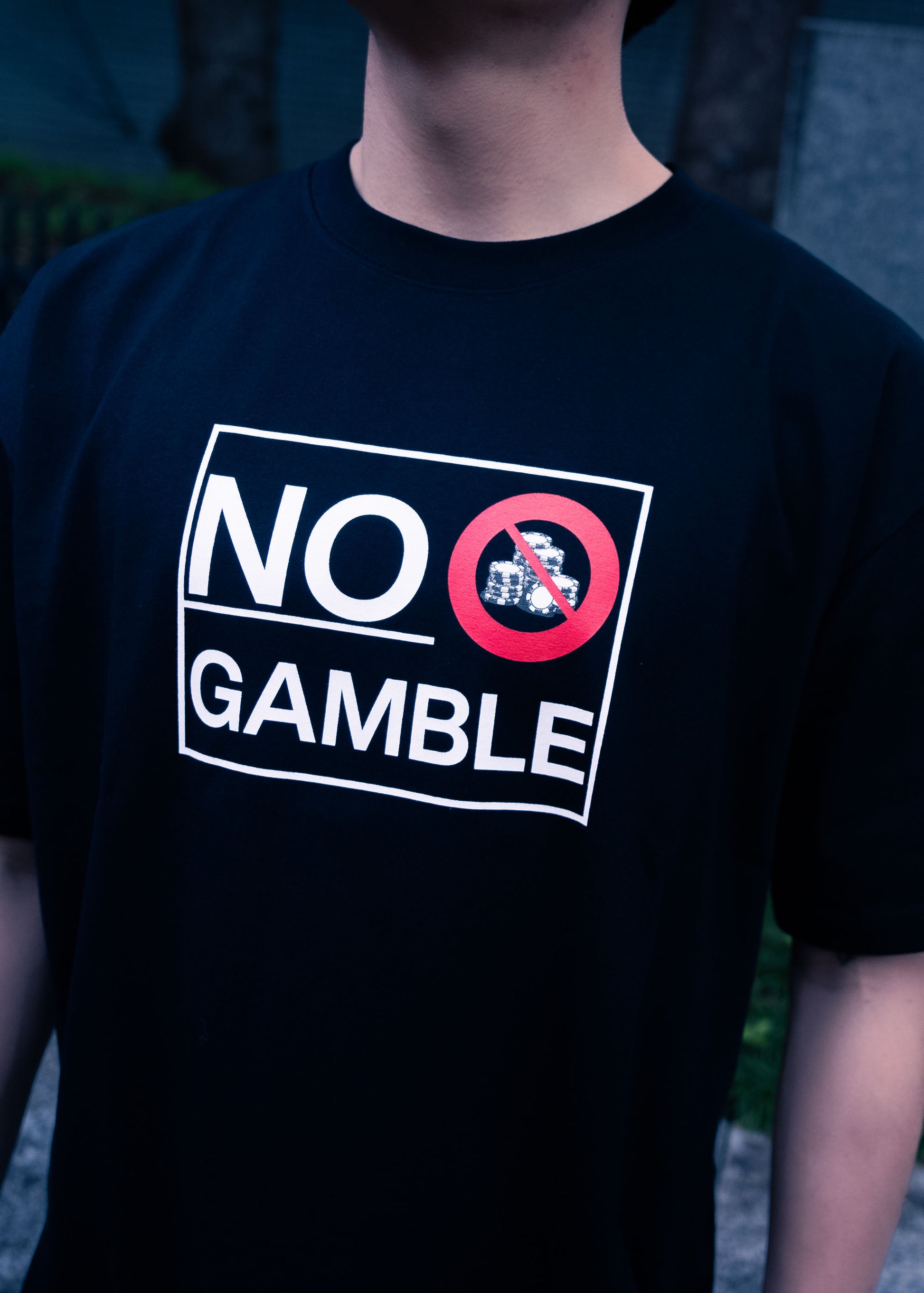 破産するキリストT(black)