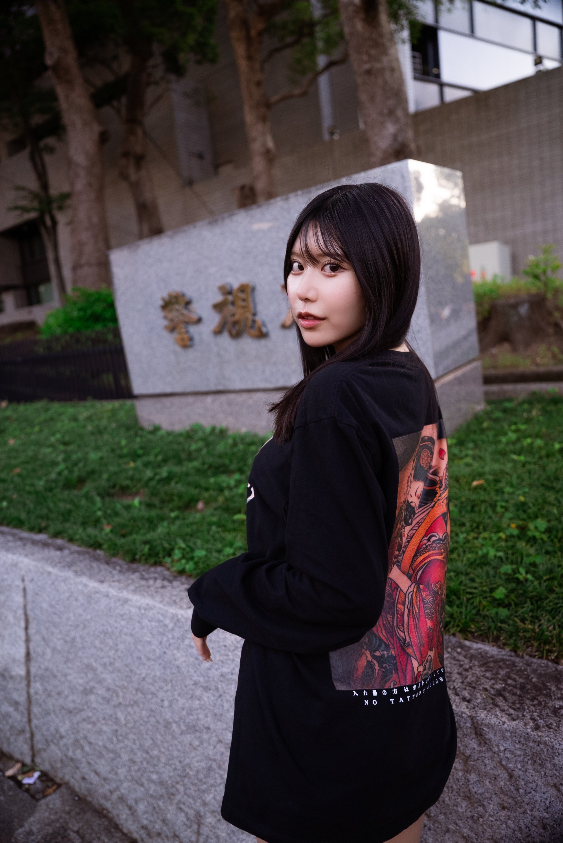 幸運の女神様 (black)